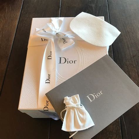 dior geschenk box|dior gift box packaging.